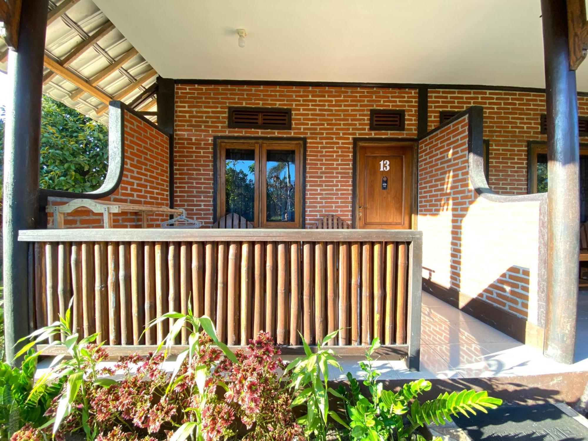 Green Orry Inn Tetebatu Exterior photo